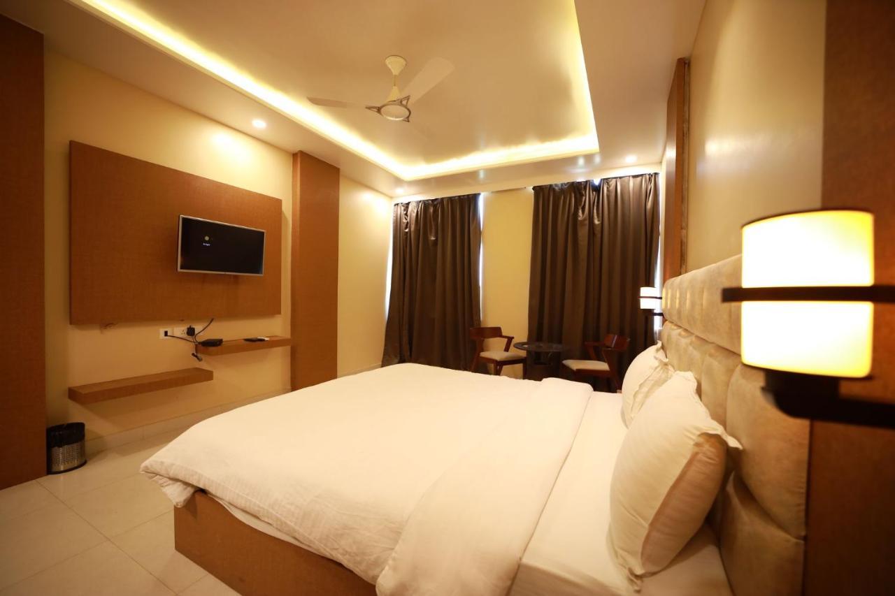 Hotel Neerja Inn Jaipur Extérieur photo