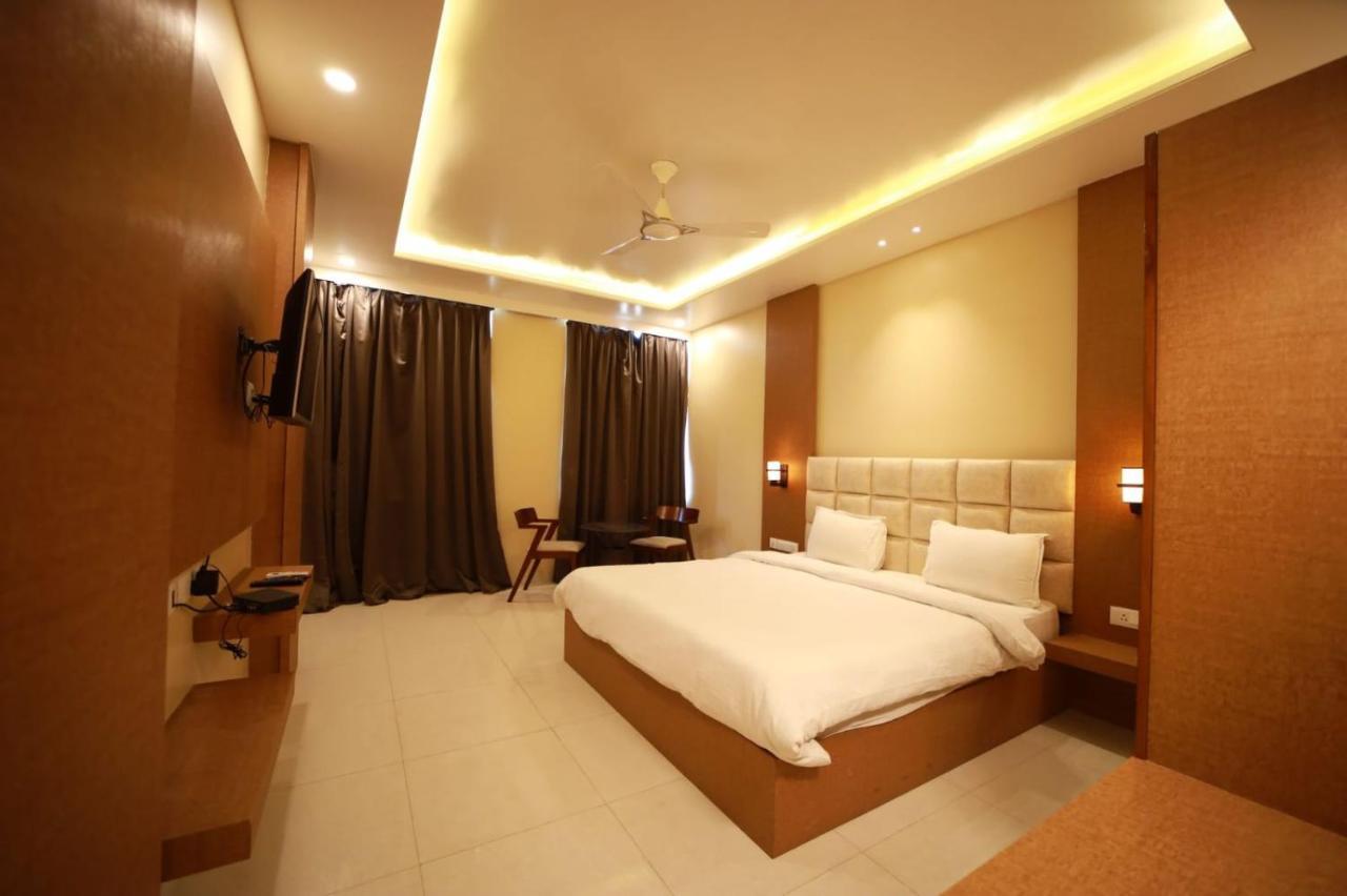 Hotel Neerja Inn Jaipur Extérieur photo
