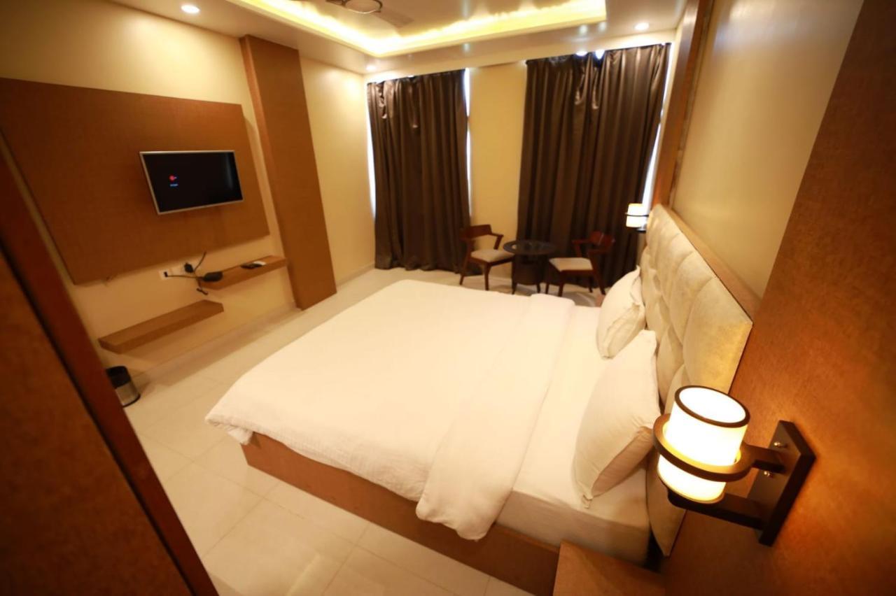 Hotel Neerja Inn Jaipur Extérieur photo